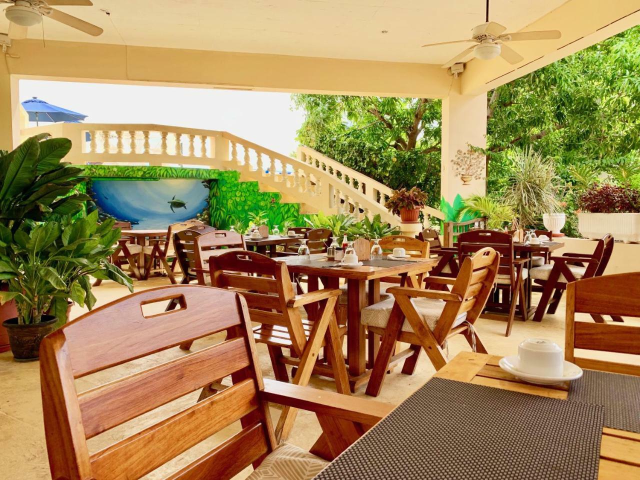 The Westender Inn Negril Exterior foto